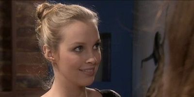 Poster der Serie Moving On