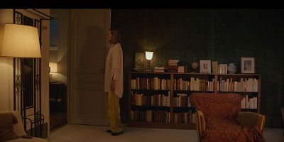 Poster der Serie Esther – Freitag, der 11. Dezember 2015 um 19 Uhr