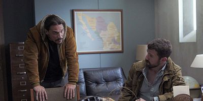 Poster der Serie All The Way Down