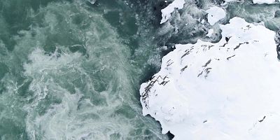 Poster der Serie Frozen Calm