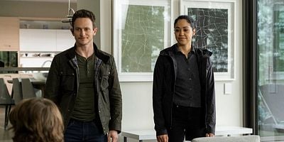 Poster der Serie Do You Know Icarus?