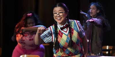 Poster der Serie She's Back