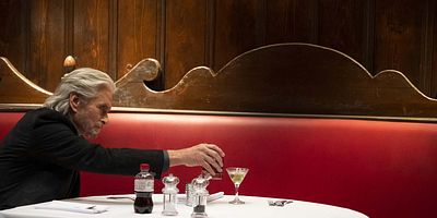 Poster der Serie In all the old familiar places