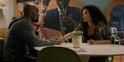 Poster der Serie Local Heroes