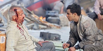 Poster der Serie Von Staub zu Staub