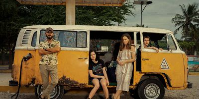 Poster der Serie The Glass Sandwich