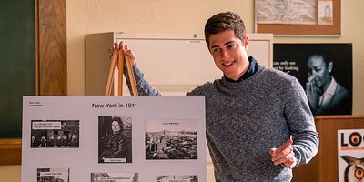 Poster der Serie ...habe ich meiner eigenen Mutter nachspioniert