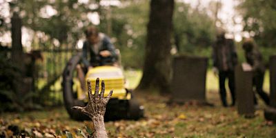 Poster der Serie Unerwarteter Fund