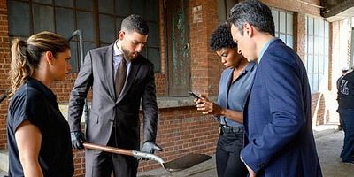 Poster der Serie Know Thyself