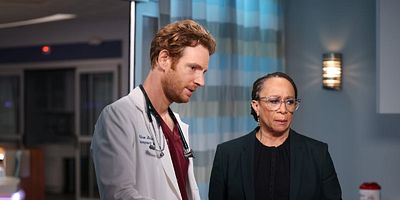 Poster der Serie A Square Peg in a Round Hole