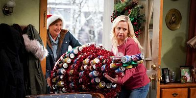 Poster der Serie Yard Sale, Phone Fail, And A College Betrayal