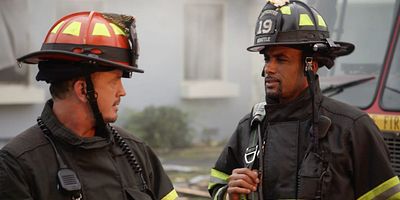 Poster der Serie Schneise der Verwüstung