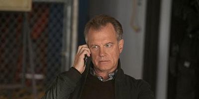 Poster der Serie At All Cost