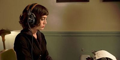 Poster der Serie Abweichungen von der Norm