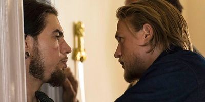 Poster der Serie One One Six