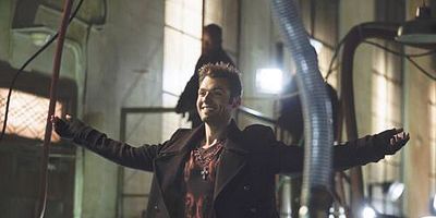 Poster der Serie State v. Queen