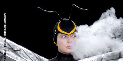 Poster der Serie Le coléoptère de pétrole