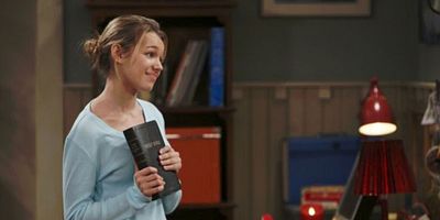 Poster der Serie Belgian Waffles and Bathroom Privileges