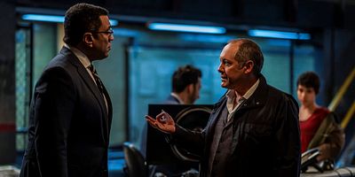 Poster der Serie Andrew Kennison