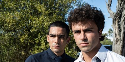 Poster der Serie Erzähl mir die Wahrheit