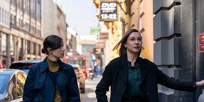 Poster der Serie On These Waters