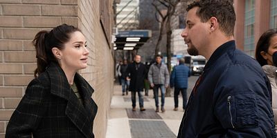 Poster der Serie Truth Be Told