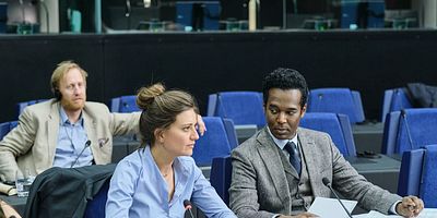 Poster der Serie La négo