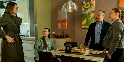 Poster der Serie Get That Revolution Started