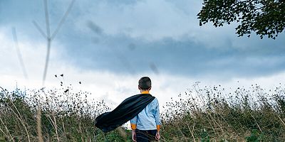 Poster der Serie As The World Falls Down