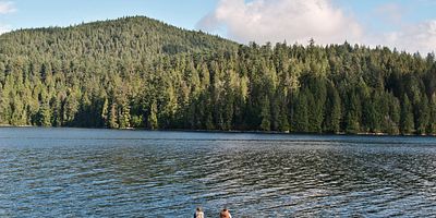 Poster der Serie Fire and Rain