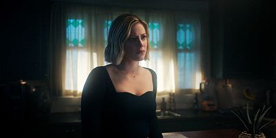 Poster der Serie Return to Rivervale