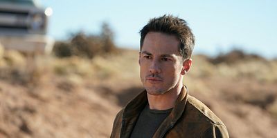 Poster der Serie Down in a Hole