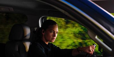 Poster der Serie Iron Pipeline