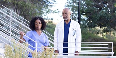 Poster der Serie Everything Has Changed