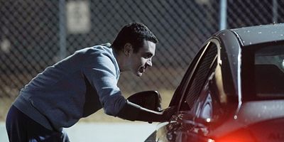 Poster der Serie Should I Go Get My Tin Foil Hat?