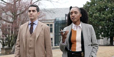 Poster der Serie Two Hundred Dollars and a Bus Pass