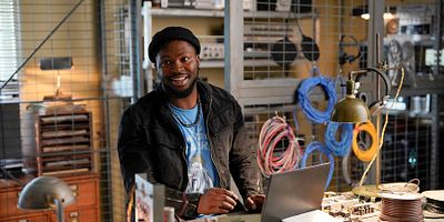 Poster der Serie Truth is a Slow Bullet