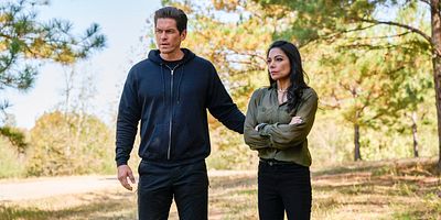 Poster der Serie Unrelated Parents