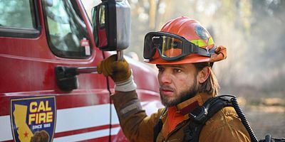 Poster der Serie Watch Your Step