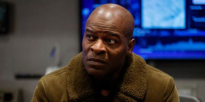 Poster der Serie The Man in the Hat