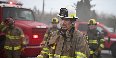 Poster der Serie Too Many Unknowns