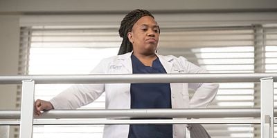 Poster der Serie Keep the Family Close