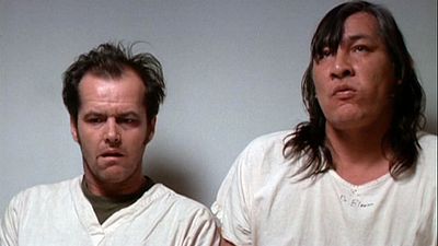 bild aus der news Heute Abend im TV: Dieser Kultfilm lieferte die Vorlage für eine Netflix-Serie und wurde in einer Anstalt gedreht – mit realen Insassen!