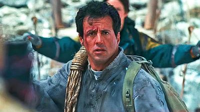 bild aus der news Einst indizierter Action-Kracher mit Sylvester Stallone kehrt uncut ins Kino zurück: Deutscher Trailer zur Wiederaufführung von "Cliffhanger"