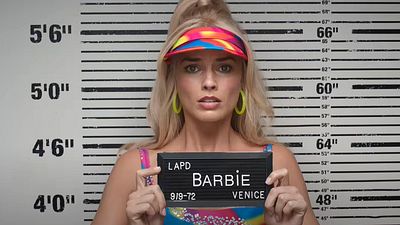 bild aus der news Im neuen Trailer zu "Barbie" verlassen Margot Robbie und Ryan Gosling die pinke Traumwelt und wandern in den Knast
