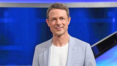 bild aus der news "Gefragt – Gejagt"-Star Alexander Bommes: So reich ist der ARD-Moderator wirklich