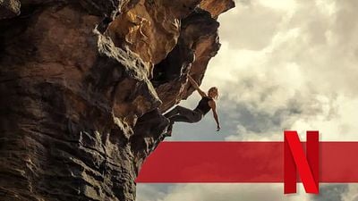 bild aus der news Der Action-Thriller, bei dem sich Charlize Theron den Zeh brach, gibt es bald bei Netflix: Der erste Trailer zu "Apex" ist da