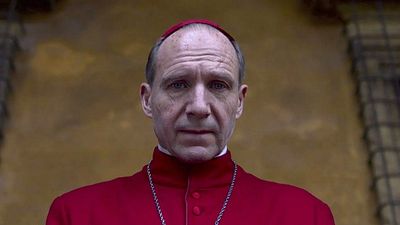 bild aus der news Vom "Konklave"-Macher & Tom Hanks: Bestseller-Reihe wird zur Serie – und der Streamingdienst steht bereits fest