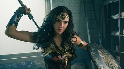 bild aus der news Schlechte Nachrichten für alle Fans: Gleich 3 DC-Serien wurden auf Eis gelegt – darunter auch die Antwort auf "Game Of Thrones"