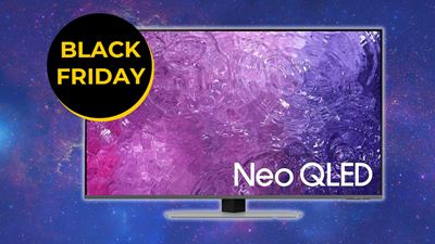 Samsung QLED-TV mit 55 Zoll für unter 900 Euro bei Amazon: So günstig wie am Black Friday war der QN90C noch nie